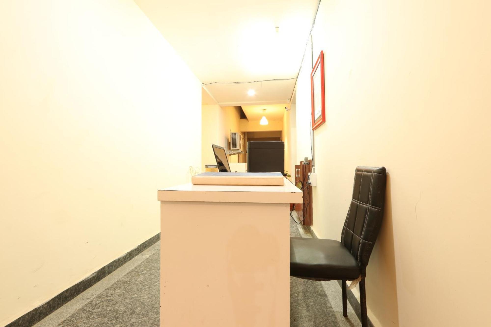 Verizon Stays Single Deluxe Rooms @Bachupally Hyderabad Bagian luar foto